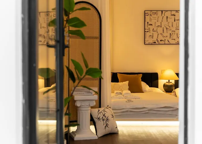 Molly Homestay - Nanjing West Road Jing\'An Temple Townhouse Near Subway