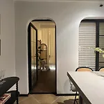 Molly Homestay - Nanjing West Road Jing\'An Temple Townhouse Near Subway