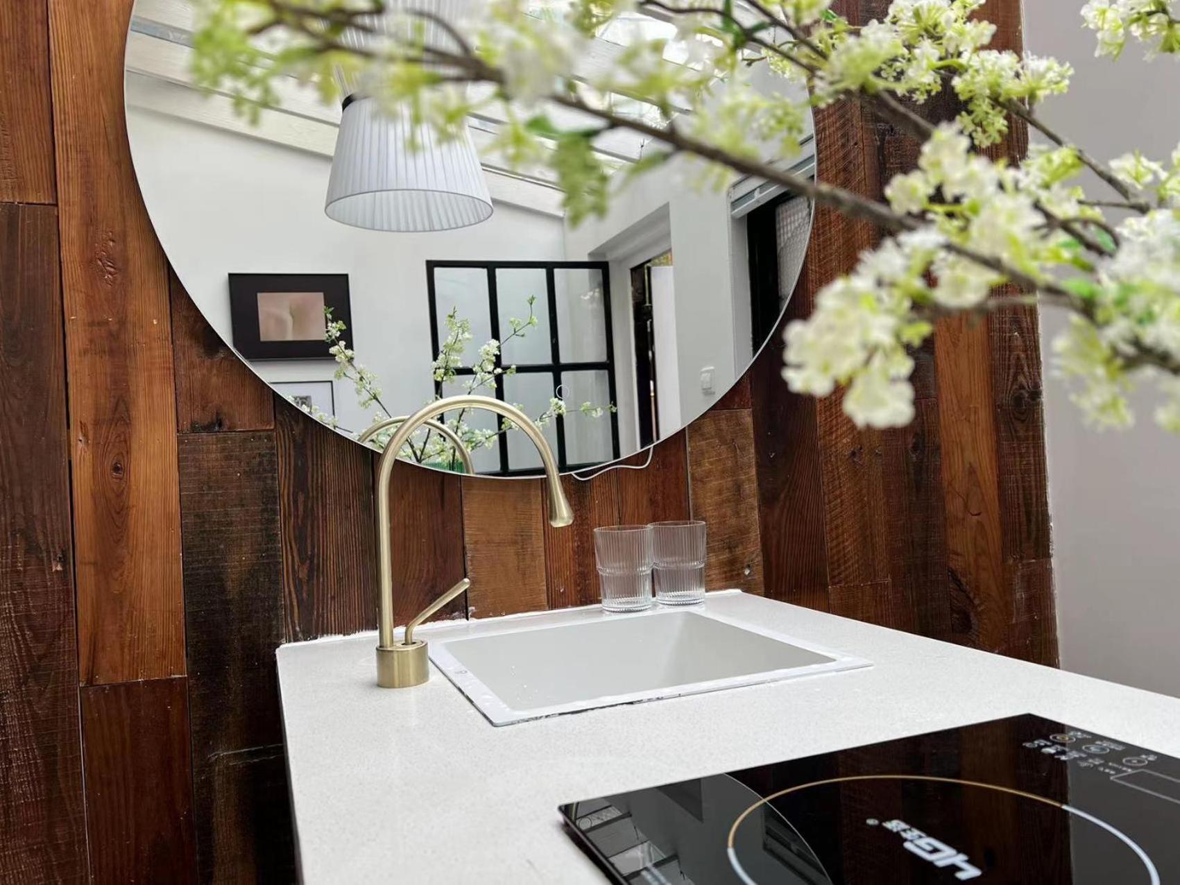 Apartment Molly - Nanjing West Road Jing'an Temple Townhouse Near Subway Shanghai